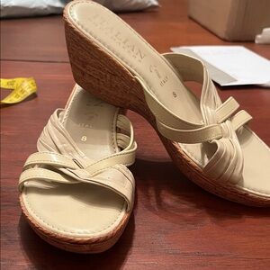 Italian Shoemakers Cream Wedge Sandals
Size 8